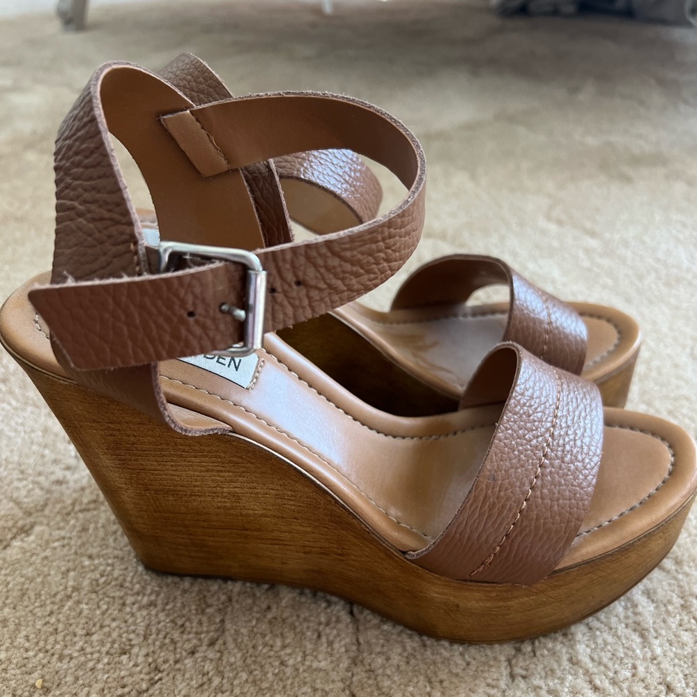 Steve Madden wedges